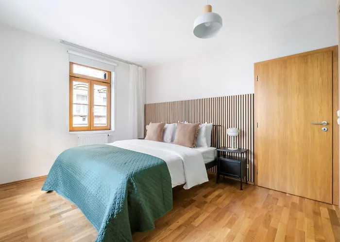 Apartment Blueground Vrsovice View Nr Havlickovy Sady Prg-81 *