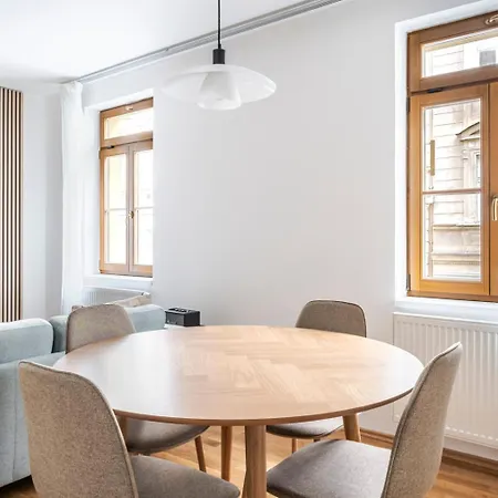 Apartament Blueground Vrsovice View Nr Havlickovy Sady Prg-81 *